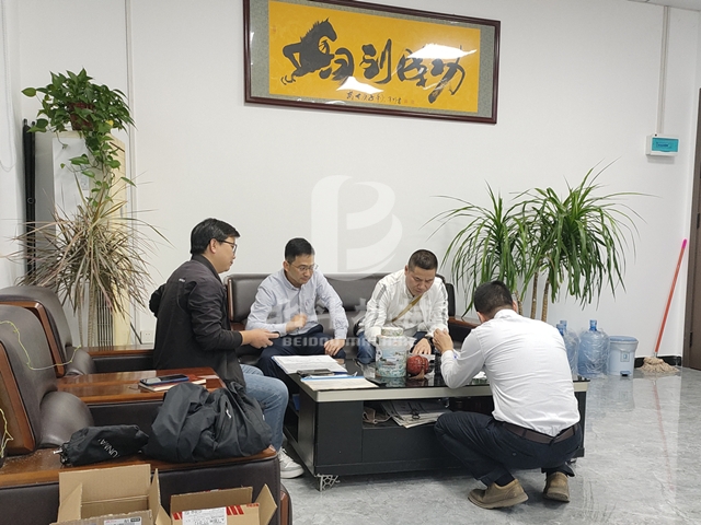 客戶前來探秘好色视频TV下载機械電池好色先生APP下载變廢為寶的故事